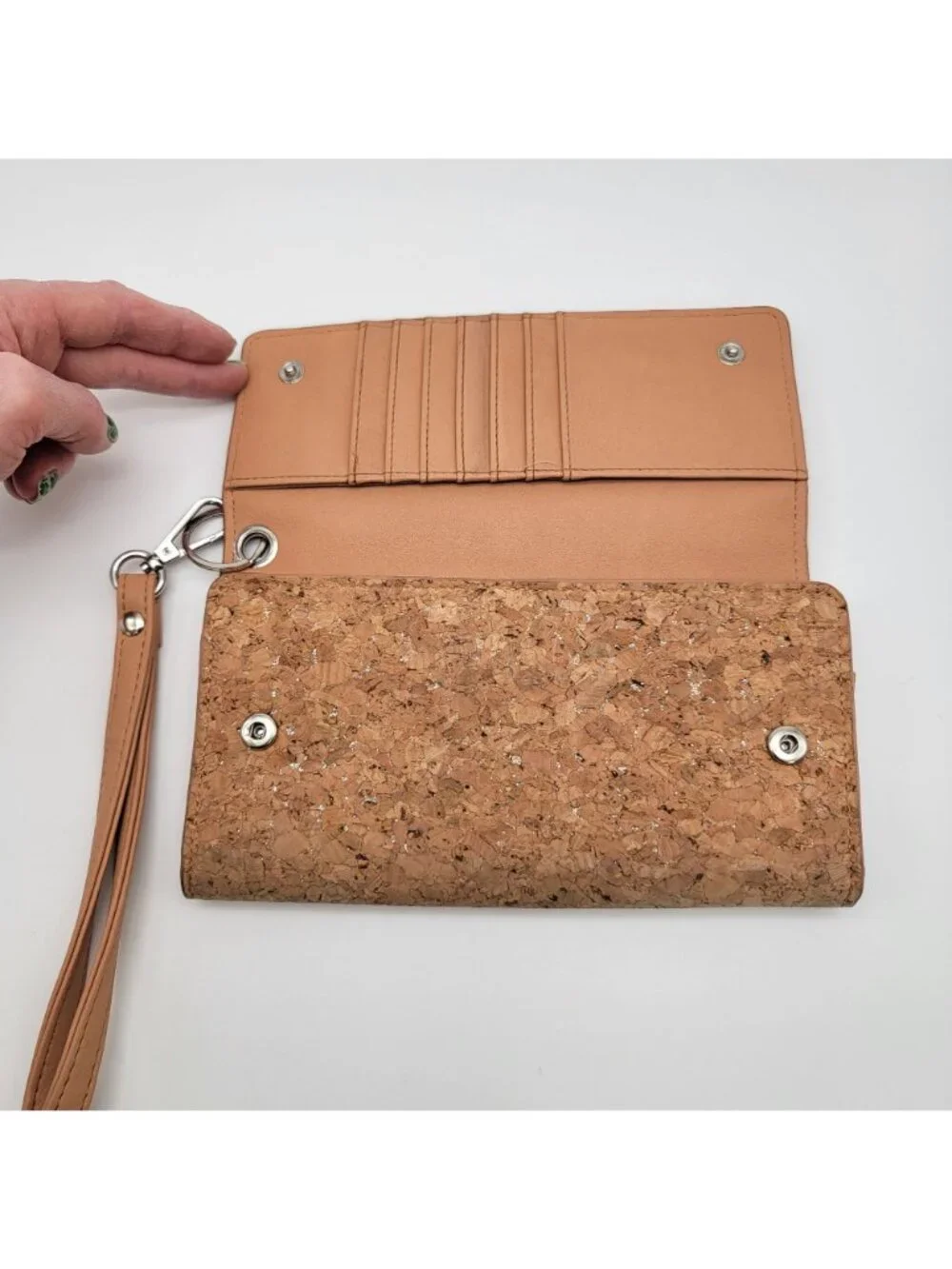Cork Tri-Fold Organizer Wallet Wristlet